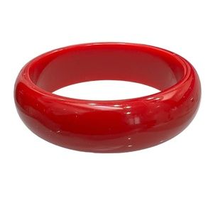 VINTAGE DEEP RUBY RED BAKELITE HARD BANGLE BRACELET